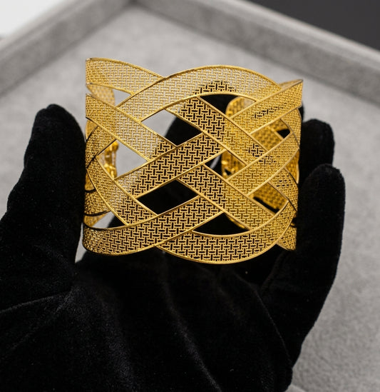 Luxury Interwoven Gold Plated Bracelet – Elegant Statement Bracelet for Women