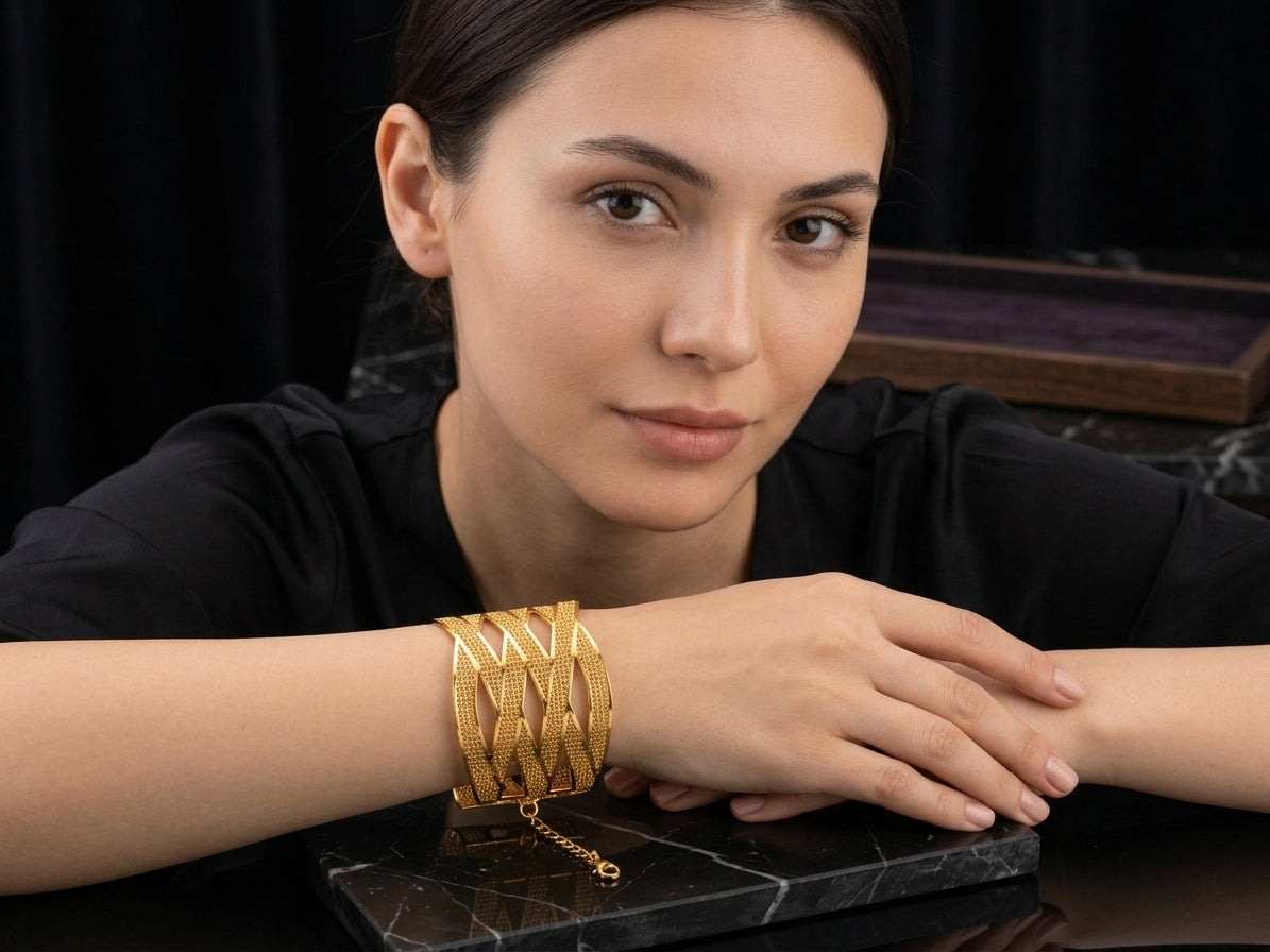 Luxury Interwoven Gold Plated Bracelet – Elegant Statement Bracelet for Women